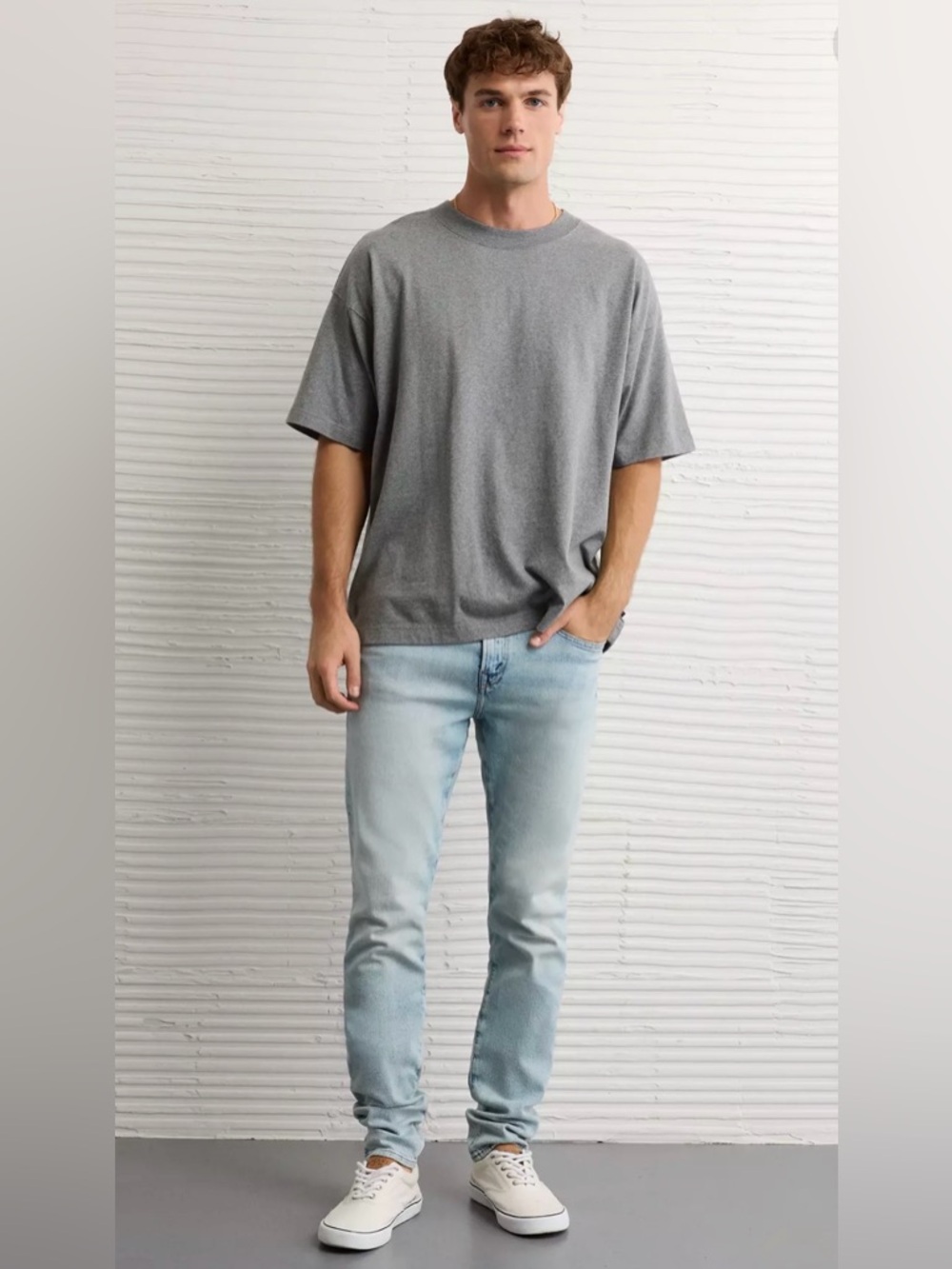 American Eagle Outfitters Light Blue Athletic Fit 31x32 Men’s Straight Jeans